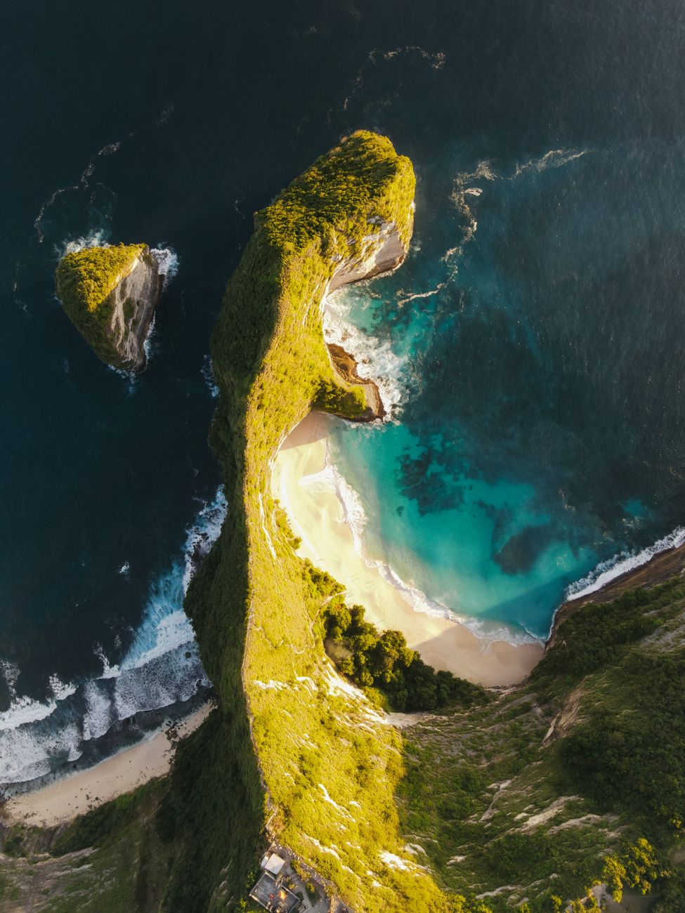 Praia de Kelingking
