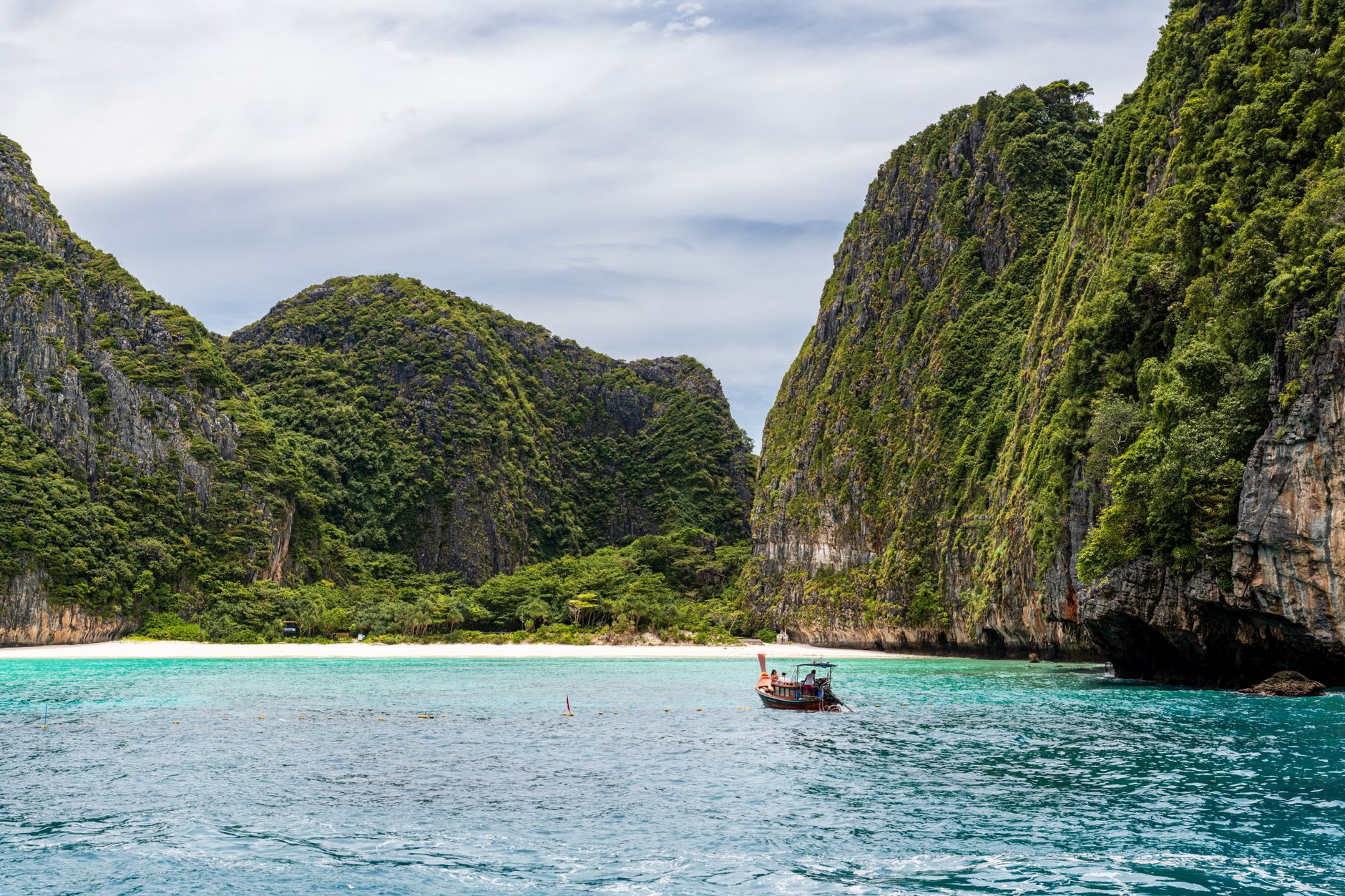 Baía Maya, Phi Phi Leh